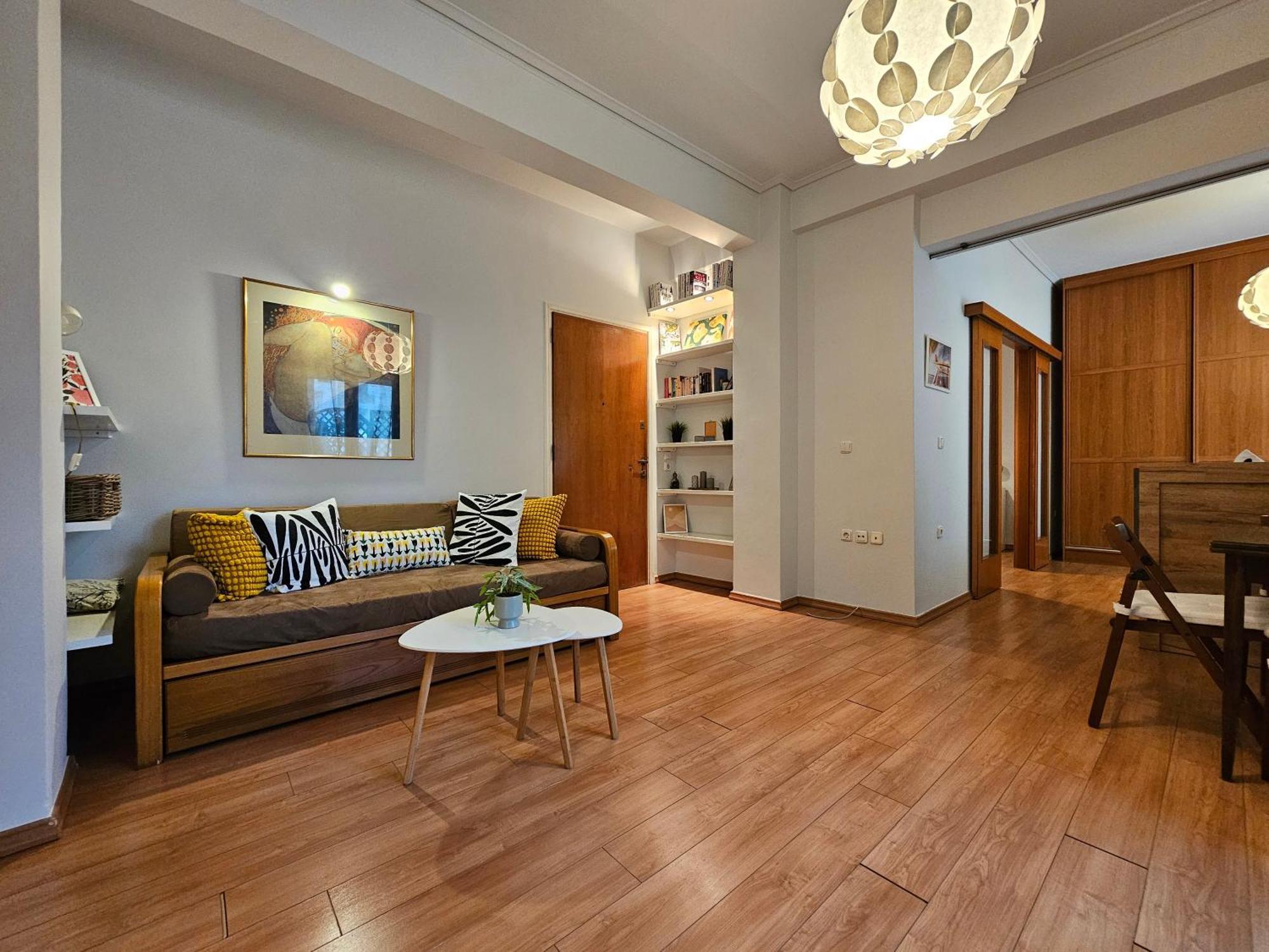 One-Bedroom Apartment